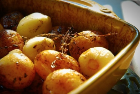 Potatoes and Onions Roasted with Vinegar and Thyme